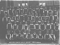 Pupils from Model Village Girls Date unknown (c)G.Flemming