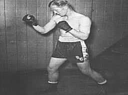 Dave Goodwin 1923-1993 Shirebrook's most notable boxer