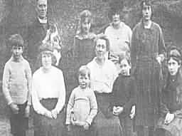 Father Braddon & Family 1899 - 1937